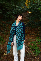 - Escher 73 - Modelka 02